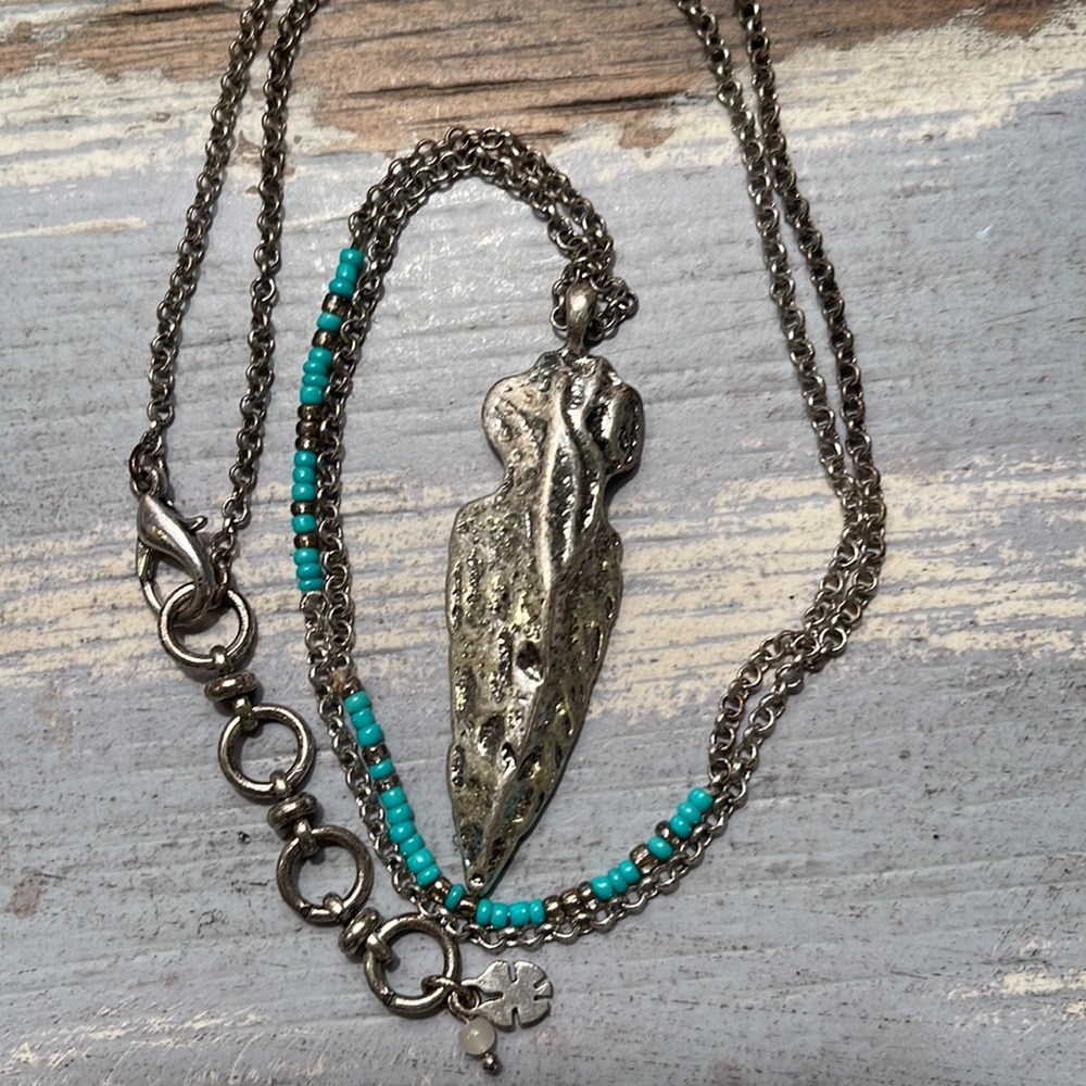 Lucky Brand Silver Arrowhead Pendant Turquoise color beads Necklace EUC Adjust - Picture 2 of 4